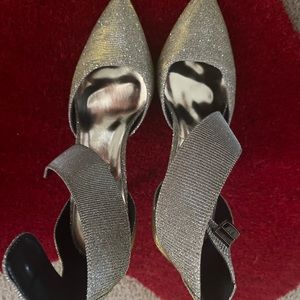 Silver Shoe Size 10 New York Nicole Miller
